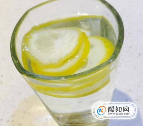 怎么喝柠檬水才减肥？