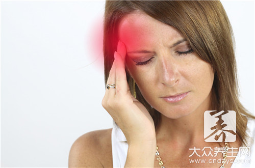 高温下头痛是怎么回事？