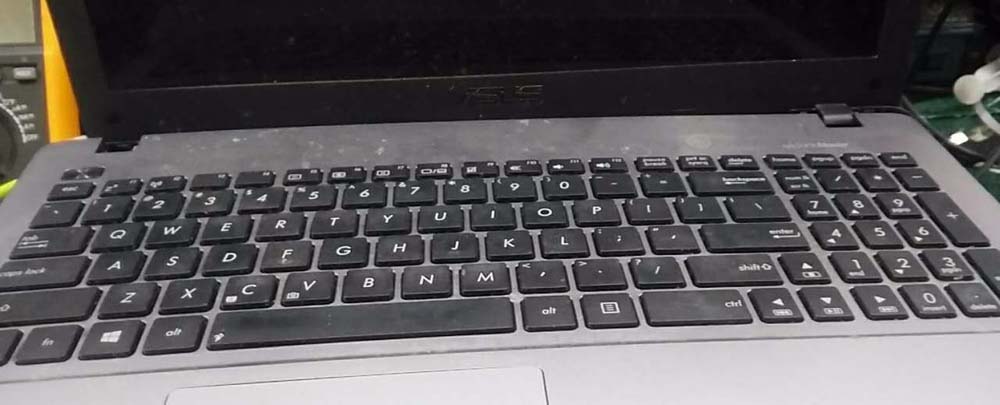 ASUS华硕X55笔记本怎么更换键盘?