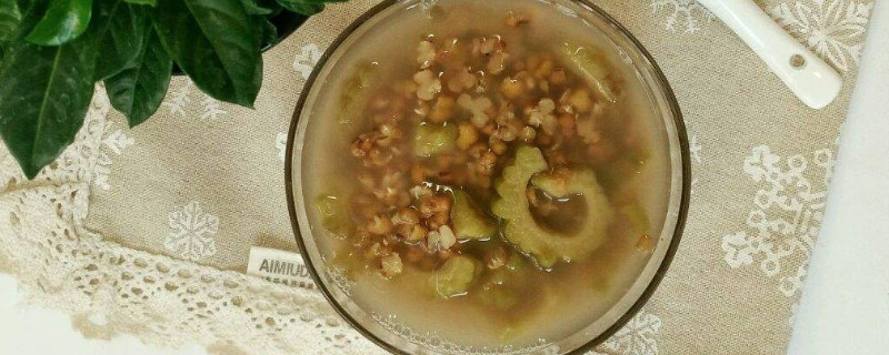 苦瓜绿豆瘦肉汤的功效和作用