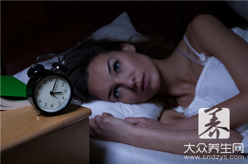 造成失眠早醒的4大原因，5个方法促进睡眠