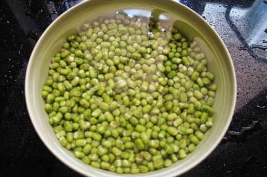 水泡过的绿豆放冰箱能放多久
