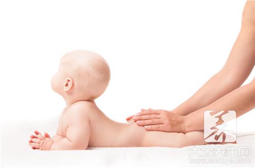 婴幼儿日常护理包括哪些内容？