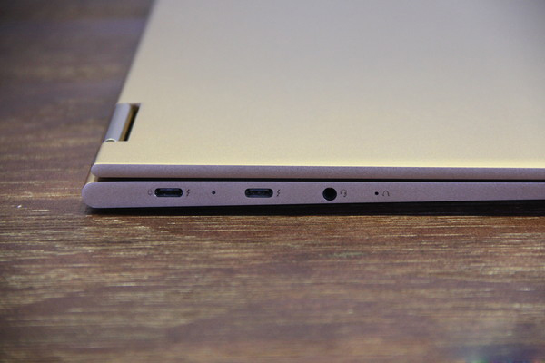  联想Yoga 730值得买吗？ 联想Yoga 730二合一轻薄笔记本上手体验评测