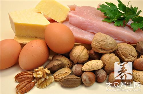 低密度脂蛋白偏高，吃什么食物调理？