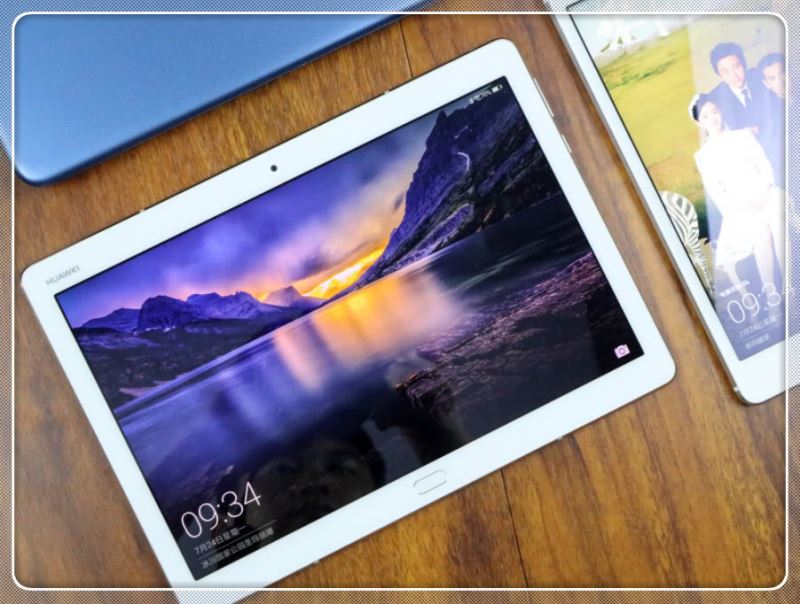 安卓和苹果平板简评 iPad2018和华为平板M610.8英寸版区别对比