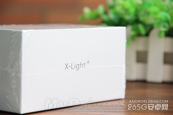魅族智能灯泡X-Light Plus开箱图赏 功能比小米多