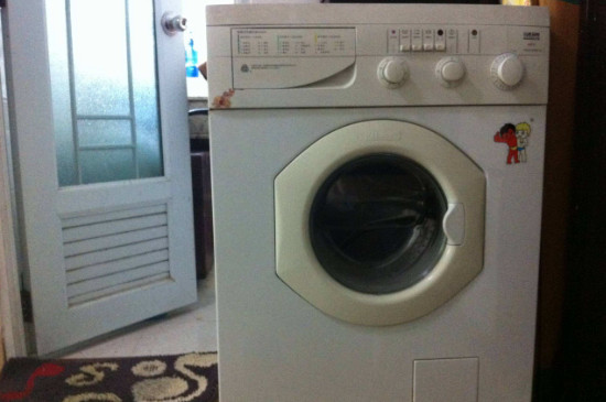 怎么挑选滚筒洗衣机内径多大的比较好?