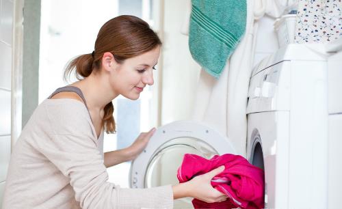 日常洗衣小技巧 让你轻松应对各种烦人的污渍