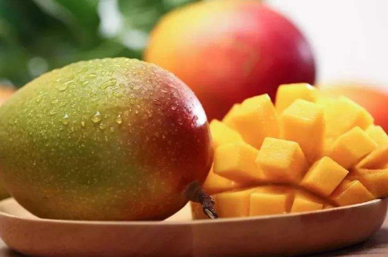 桃子和芒果能一起吃吗?