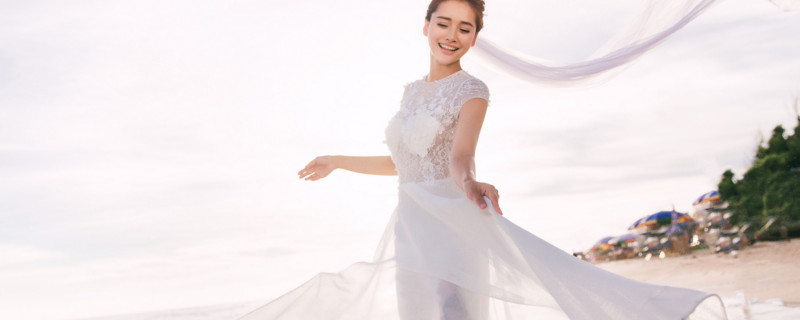 中式婚礼可以穿白纱吗?