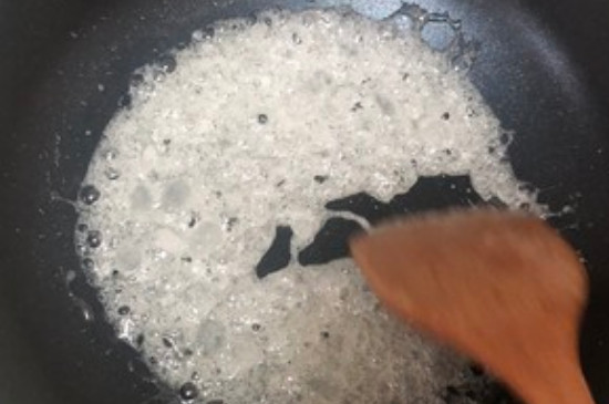 白糖怎么煮成透明糖浆