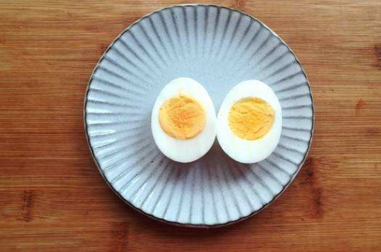 切开的鸡蛋能不能微波