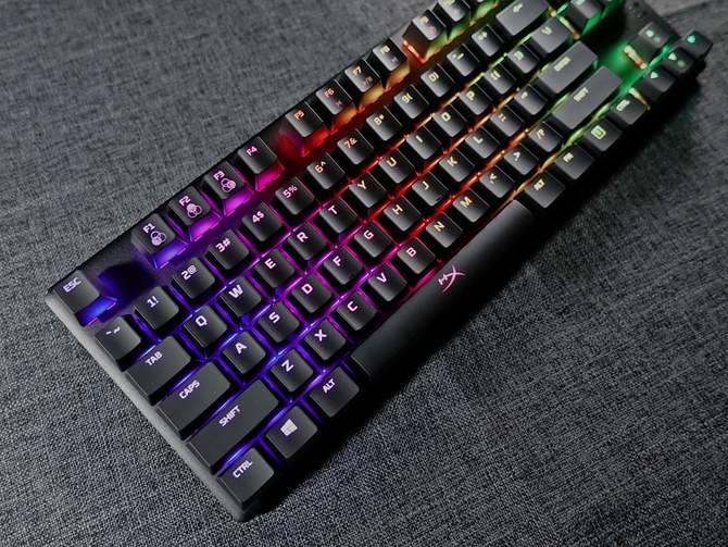 HyperX起源竞技版RGB键盘怎么样 HyperX起源竞技版RGB游戏机械键盘评测