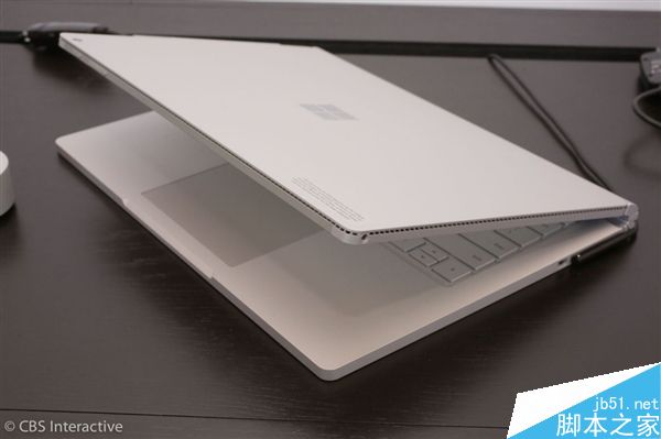微软推出以旧换新活动:老款MacBook Pro/Air可抵4400元