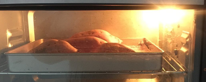 电烤箱烤红薯用烤盘还是烤网
