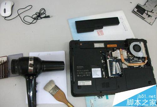 不知名的笔记本电脑怎么拆机清灰?