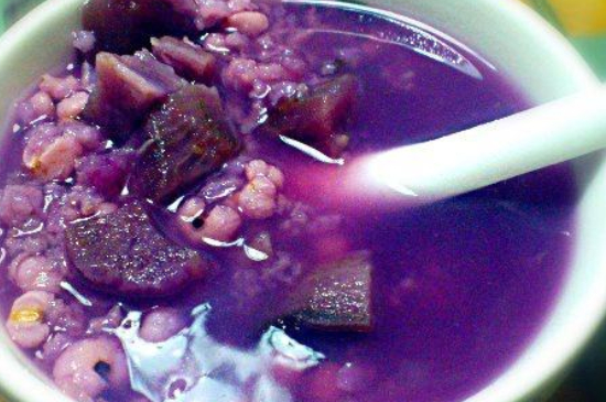 藕煮了汤为什么是紫色