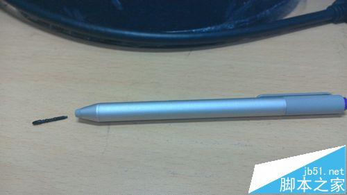 微软Surface3/Pro3自带的笔坏了怎么更换笔芯?