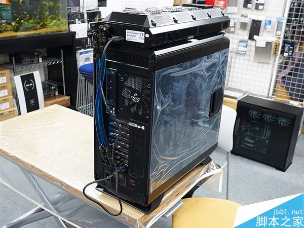 日本推出150万定制版PC主机:四路TITAN X加持