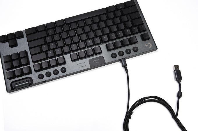 罗技G913 TKL机械键盘怎么样 罗技G913 TKL机械键盘详细评测