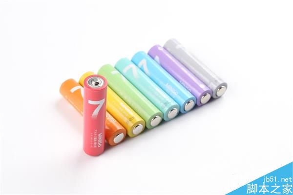 名创优品彩虹碱性电池开箱图赏:多色彩虹样式很漂亮