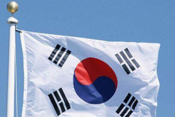 韩国国旗是谁设计的