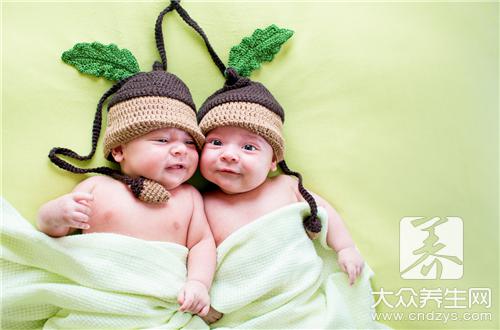怀双胞胎初期有什么明显症状