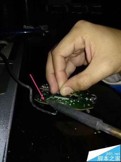 光电鼠标右键不灵该怎么拆解维修?