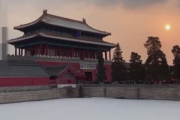 北京的皇宫是哪个朝代建的