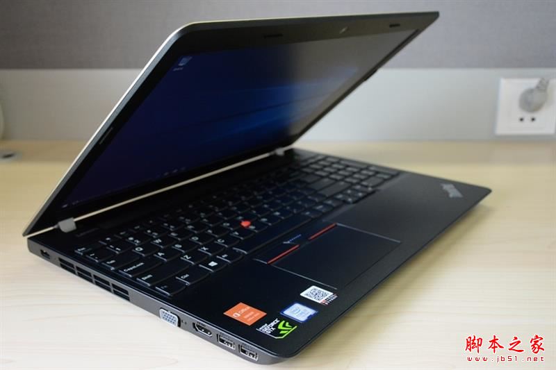 联想ThinkPad E570 GTX怎么拆机？联想ThinkPad E570 GTX拆解评测图解