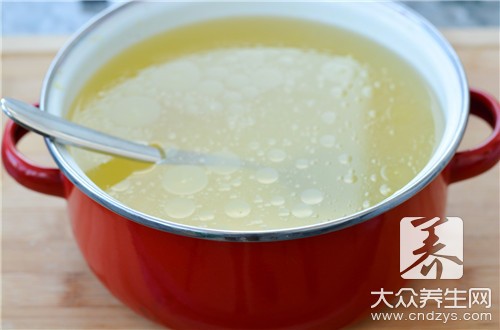 土鸡松茸汤包括哪些功效和作用