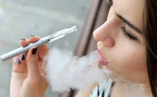 电子烟拟纳入控烟 电子烟对人体的危害有哪些