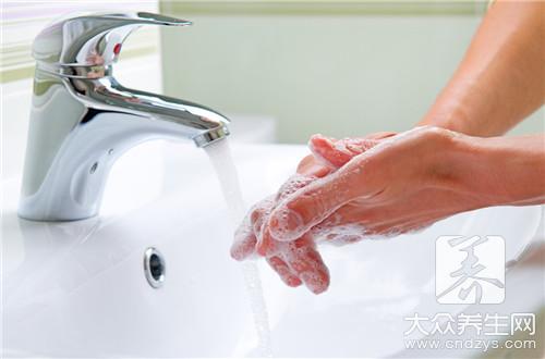 手部湿疹和手癣的区别是什么