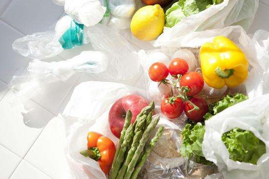 买菜回来的塑料袋能放冰箱吗