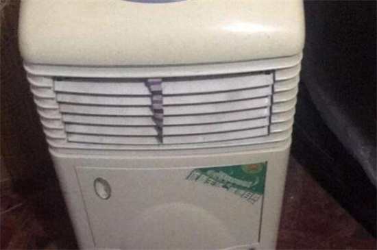 空调扇能加冰块吗