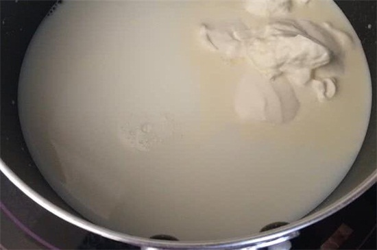煮生牛奶的正确方法